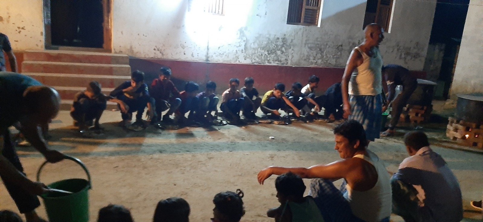 Child hunger relief camp in Bihar